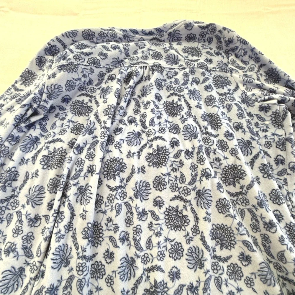 Aria Collection‎ XL Blue Floral Fleece Nightgown Long Sleeve Button Neck